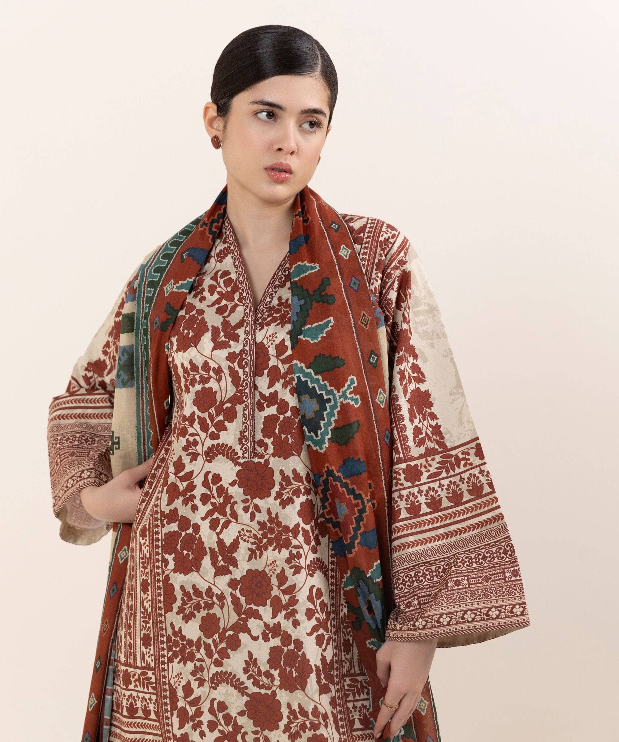 Restocked/Sapphire Intermix 25/Vol 2/Printed Cotton Suit/Red Off White