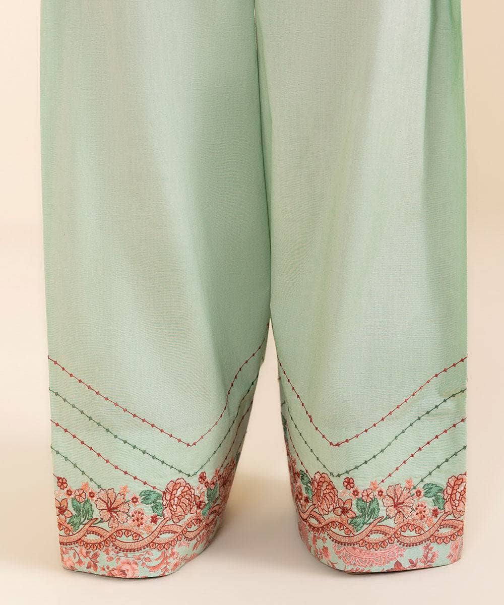 img_sapphire_intermix_awwal_boutique