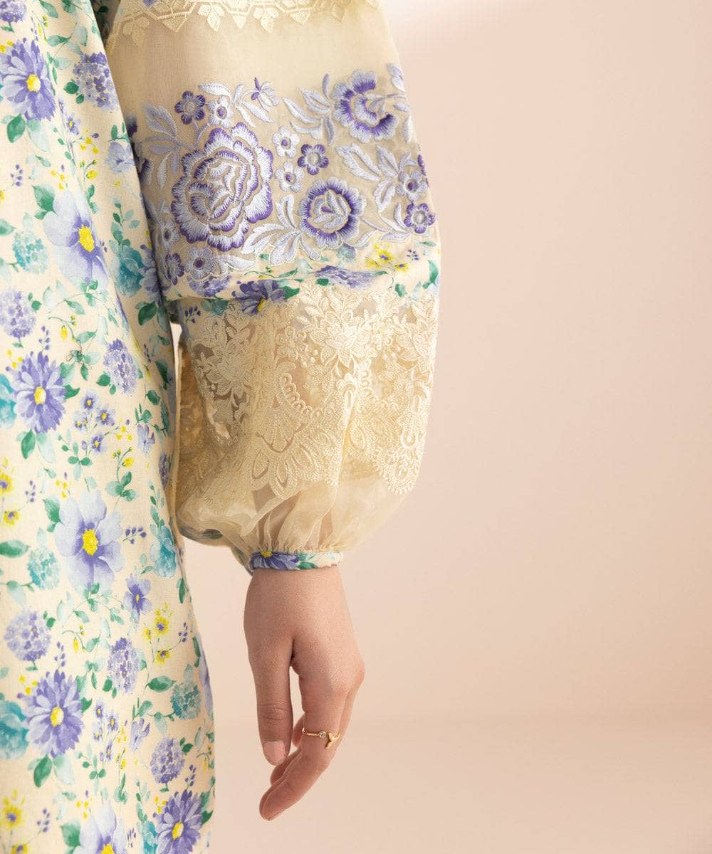 img_sapphire_lawn_24_awwal_boutique