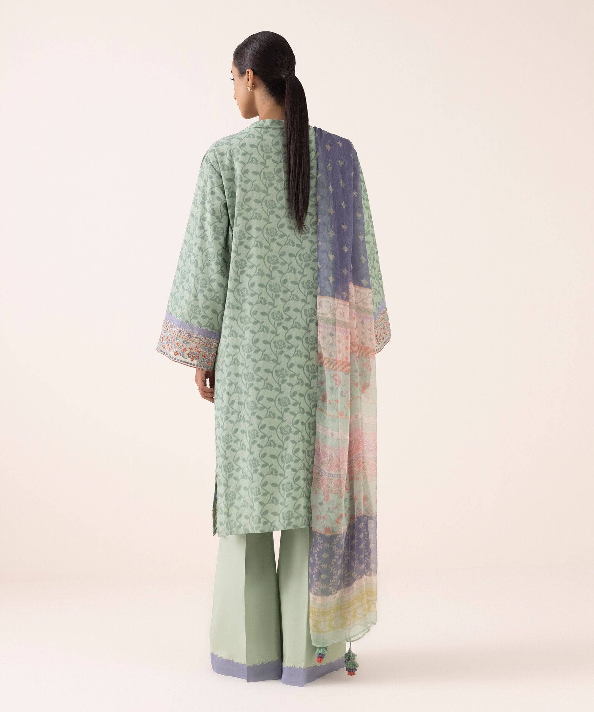 Sapphire Intermix 25/Vol 2/Embroideried Jacquard Suit/Green