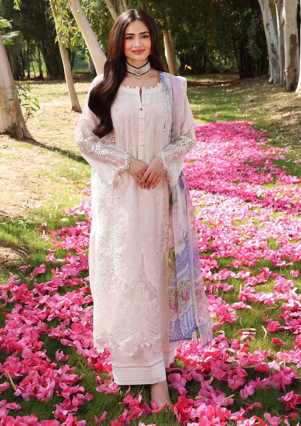 img_elaf_festive_chikankari_23_awwal_boutique