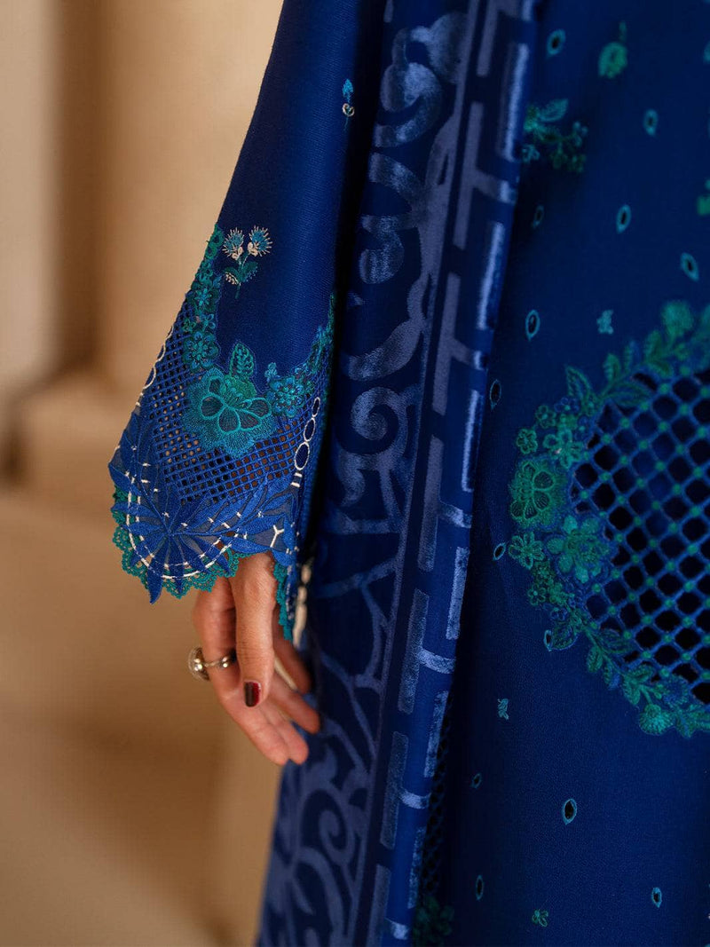 img_bin_ilyas_saqqara_velvet_palachi_shawl_collection