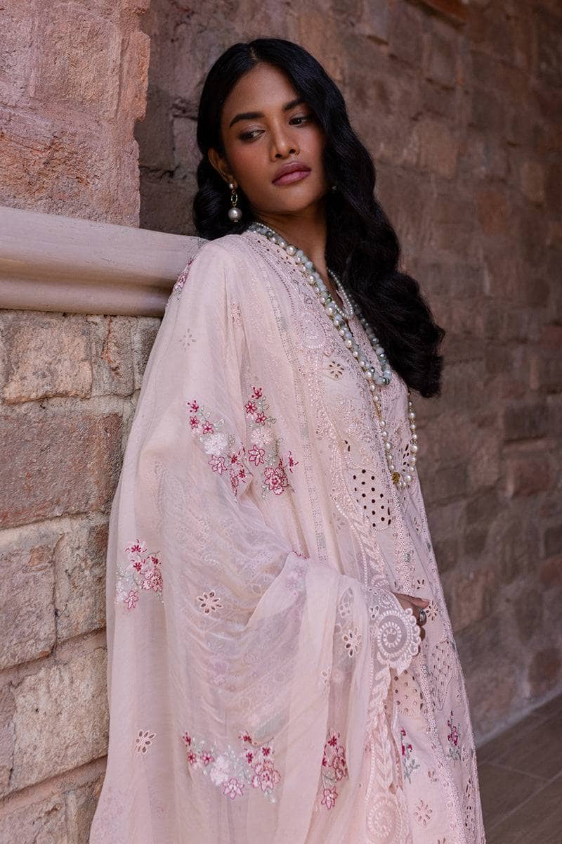 img_qalamkar_q_line_linen_awwal_boutique