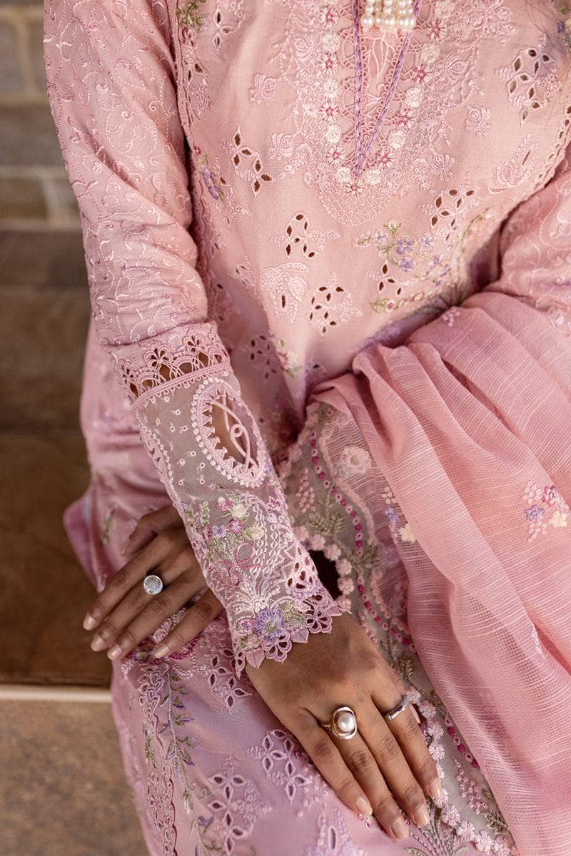 img_qalamkar_q_line_linen_awwal_boutique