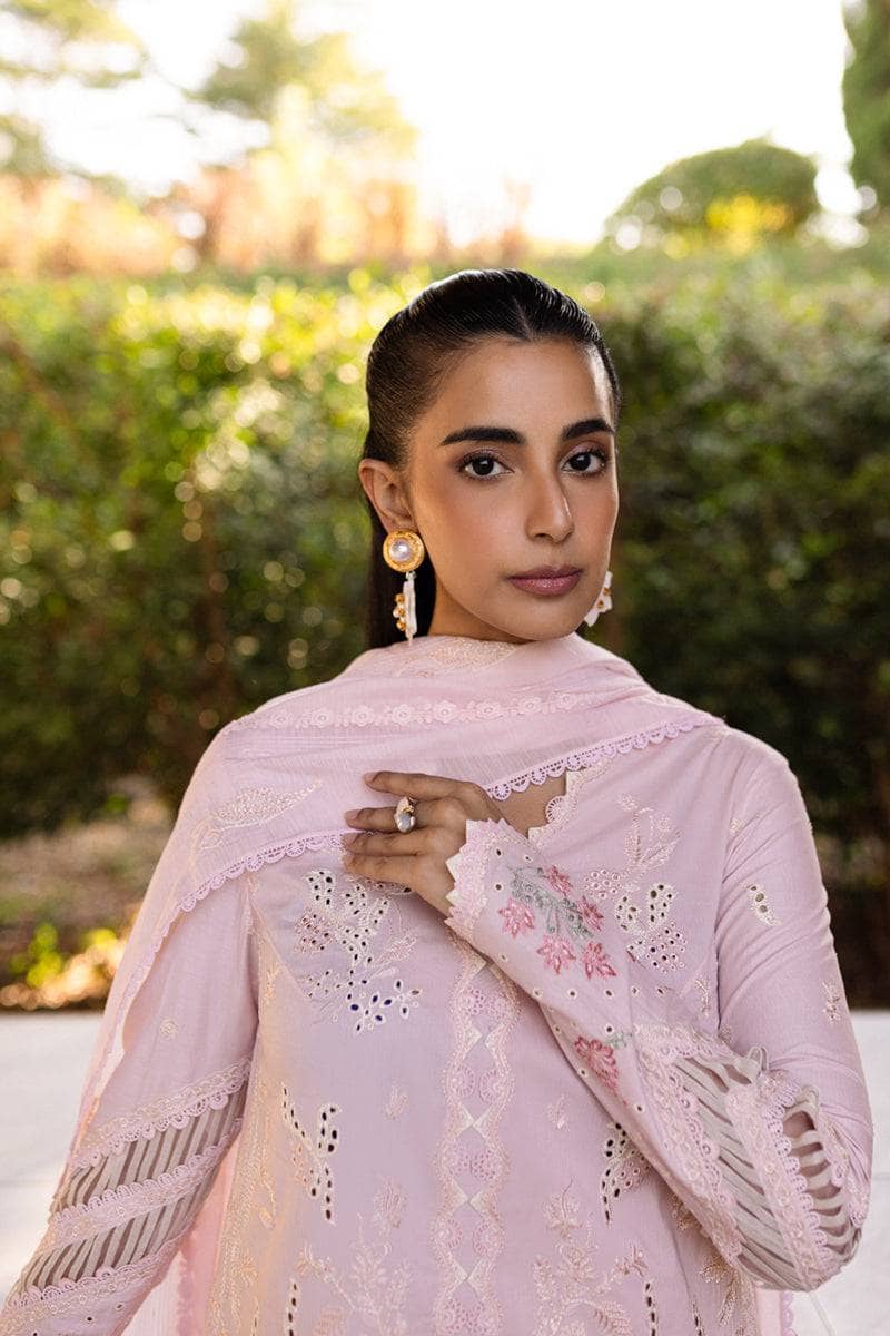 img_qalamkar_q_line_linen_awwal_boutique