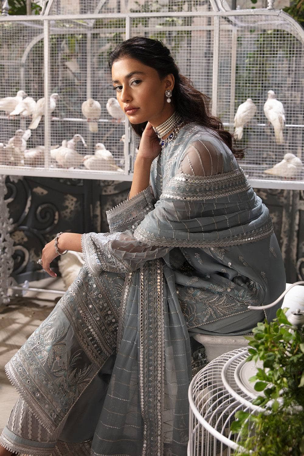 img_afrozeh_la_fuchsia_awwal_boutique