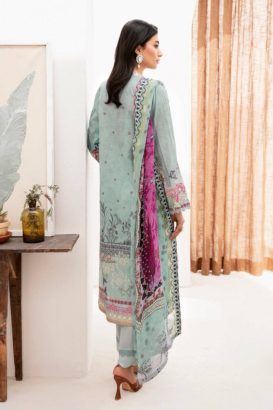 img_ramsha_lawn_vol_11_awwal_boutique