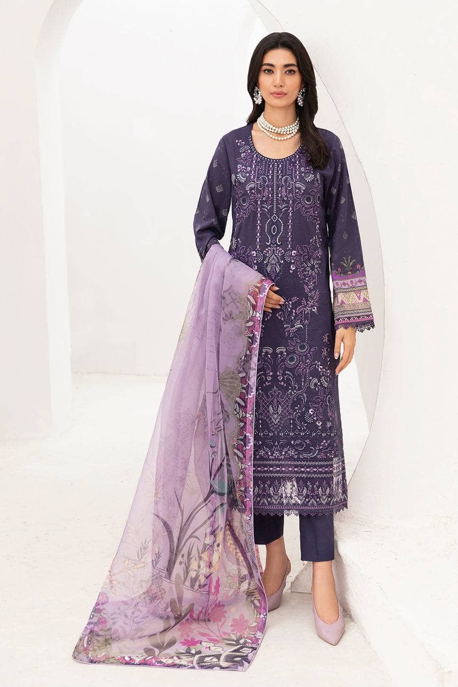 img_ramsha_lawn_vol_11_awwal_boutique