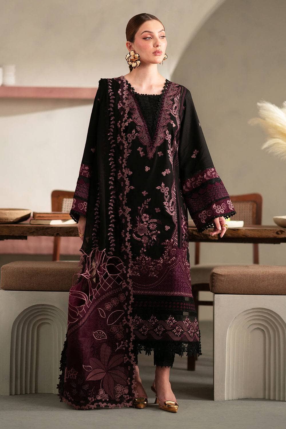 Img_nureh_karadi_exclusive_awwal_boutique