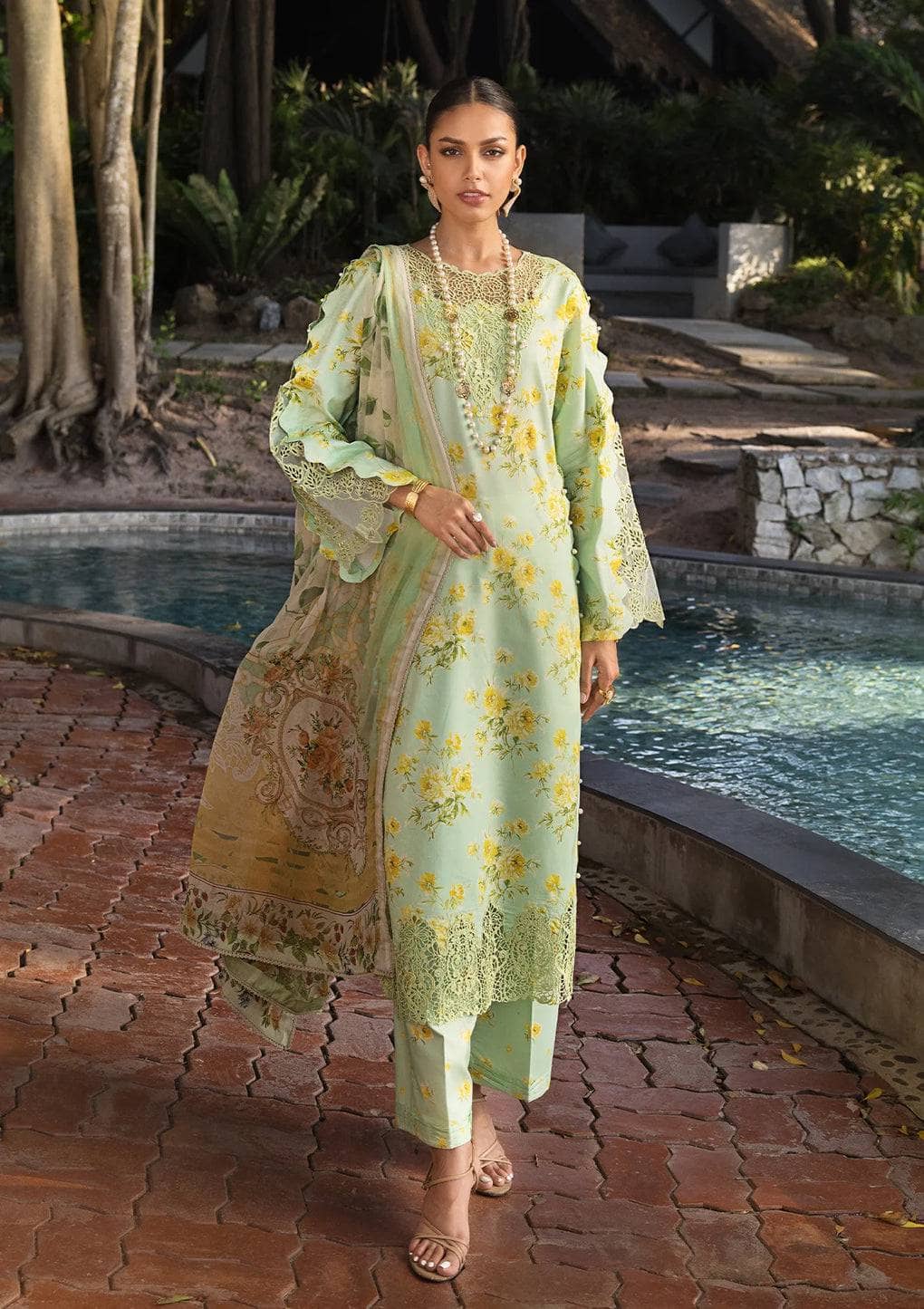 img_elaf_signature_lawn_24_awwal_boutique
