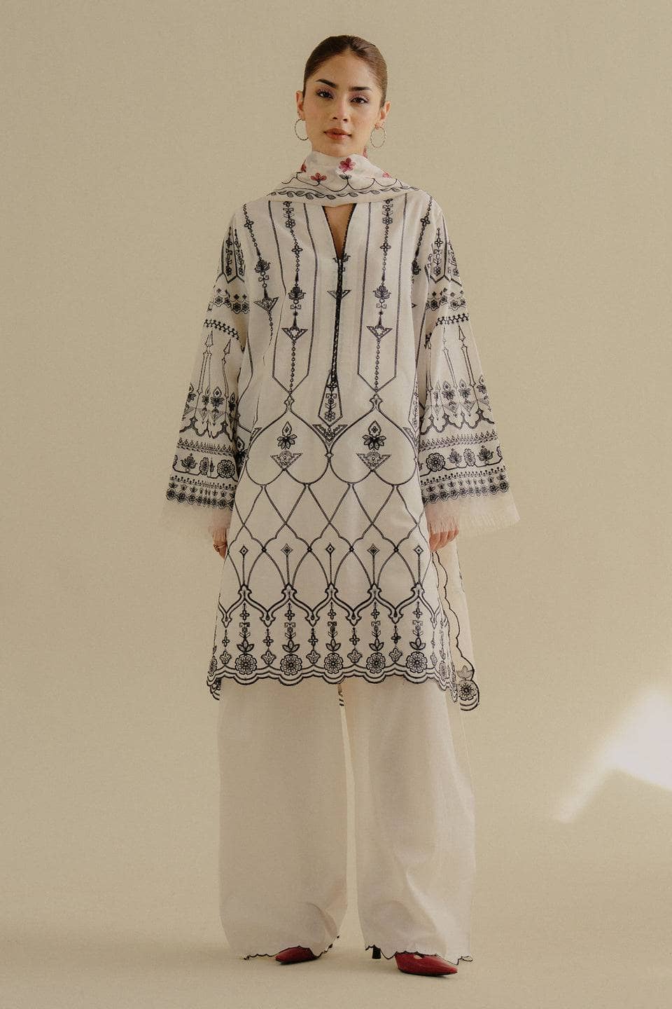 img_coco_by_zara_shahjahan_awwal_boutique