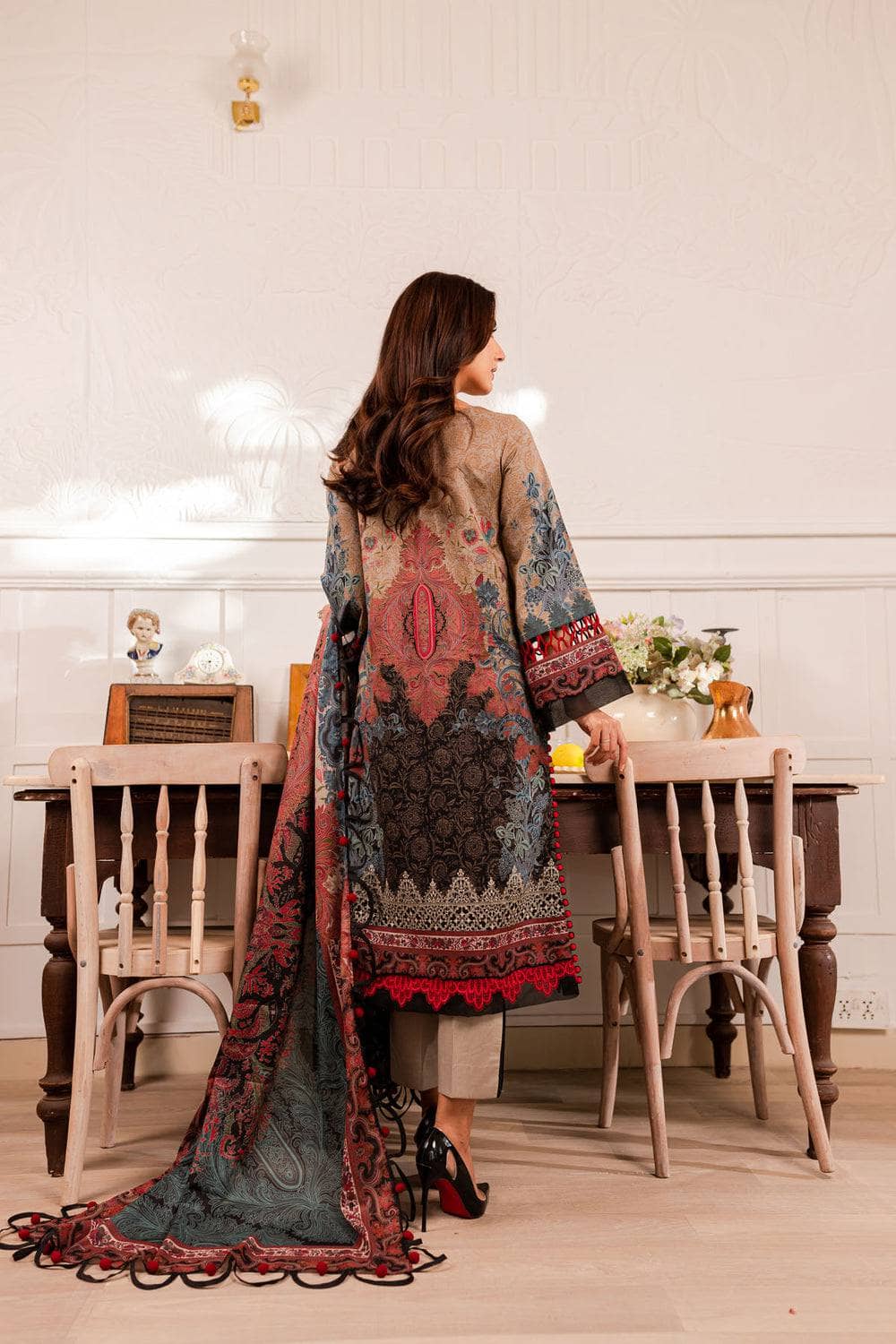 img_firdous_cambric_prints_awwal_boutique