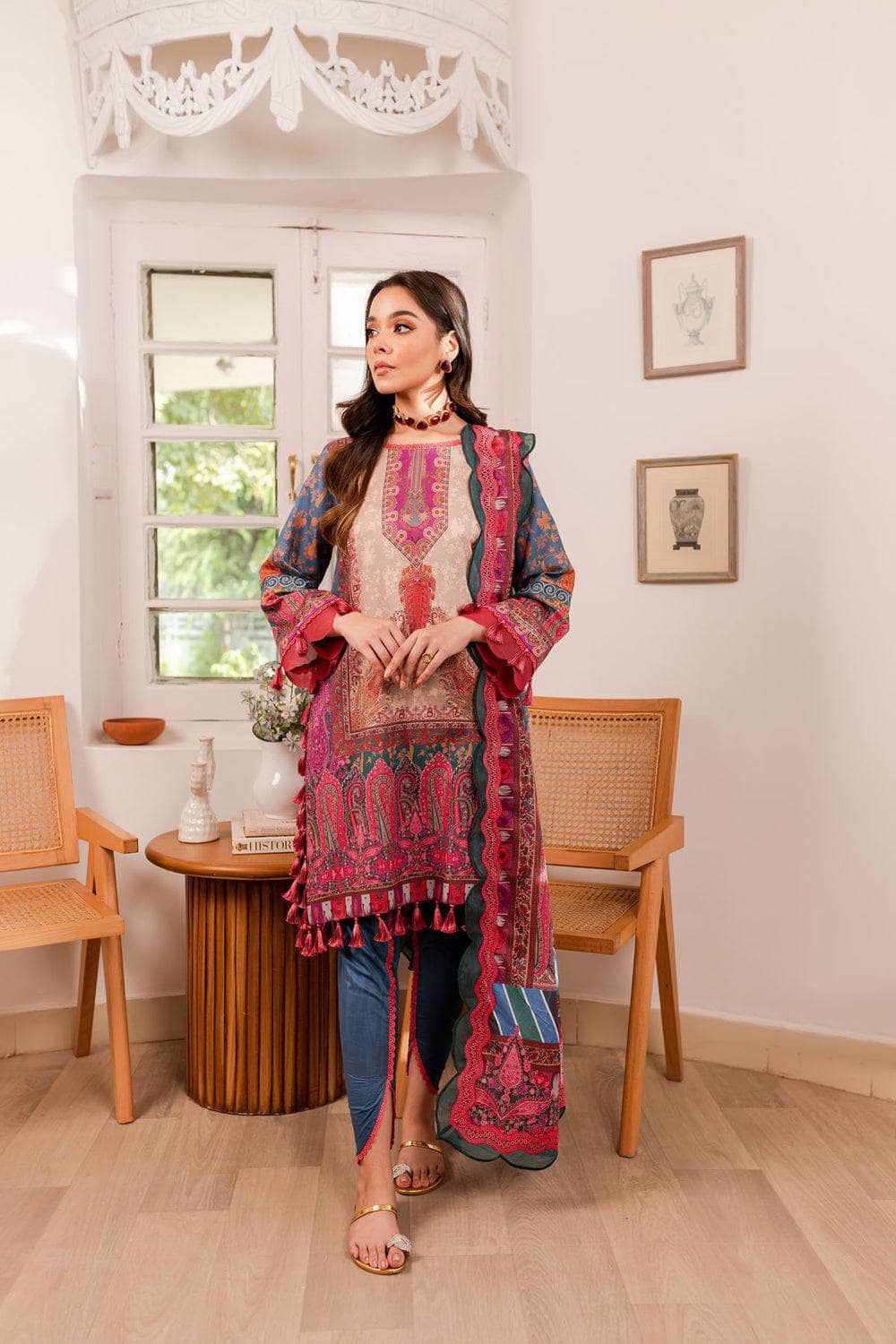 img_firdous_cambric_prints_awwal_boutique