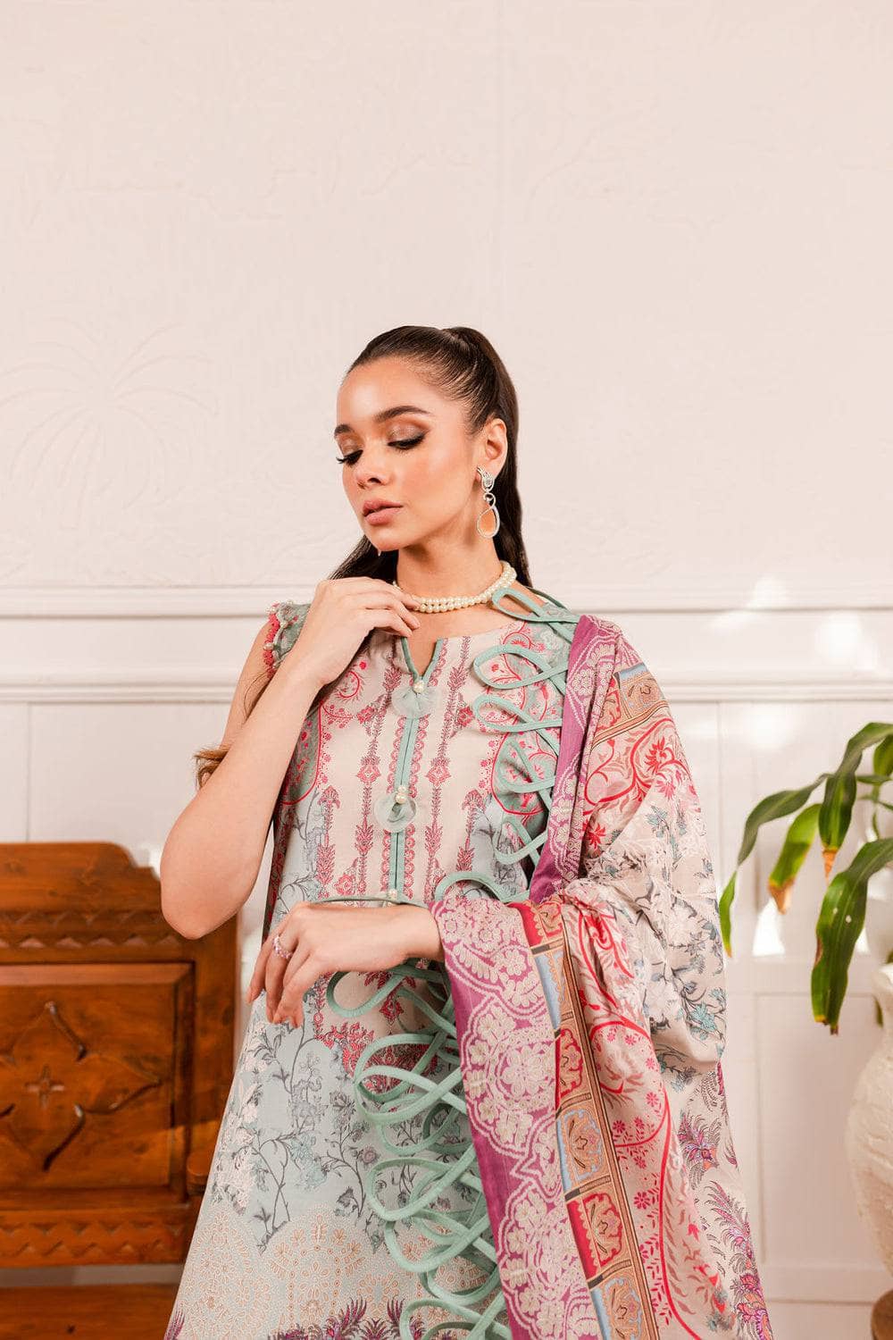 img_firdous_cambric_prints_awwal_boutique