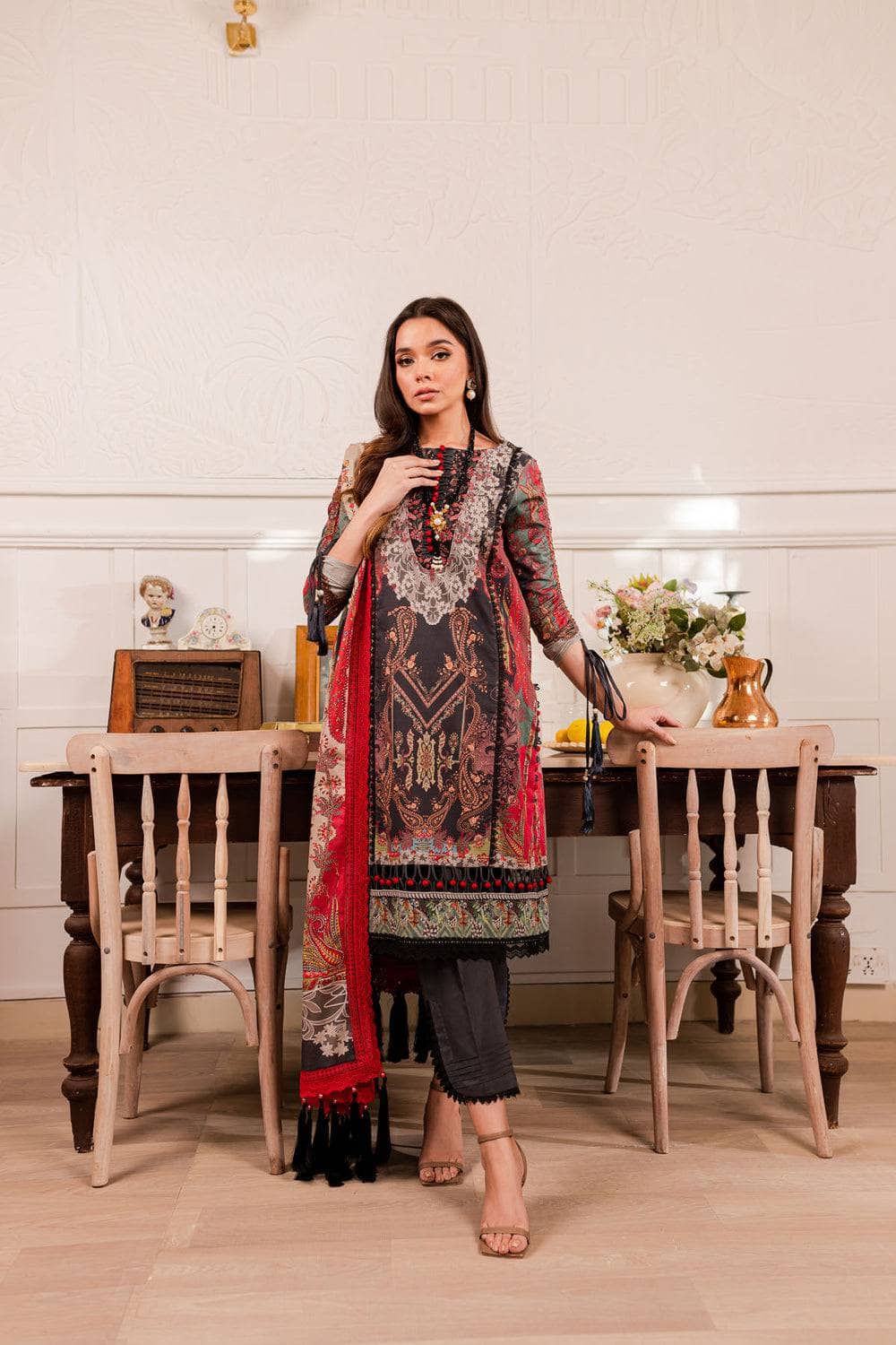 img_firdous_cambric_prints_awwal_boutique