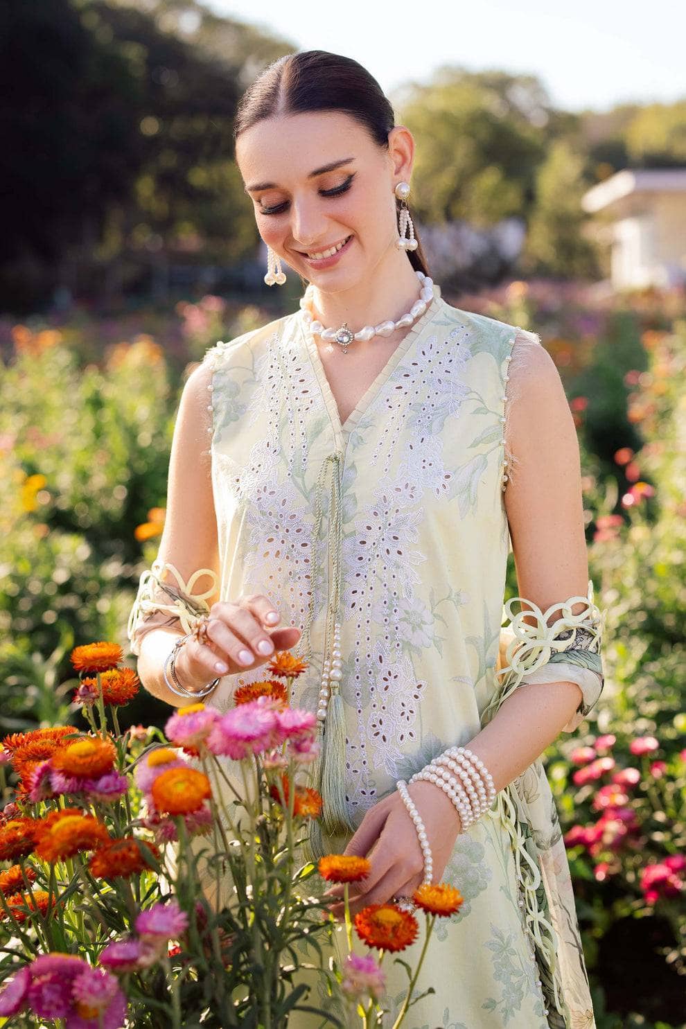 img_jade_flora_awwal_boutique