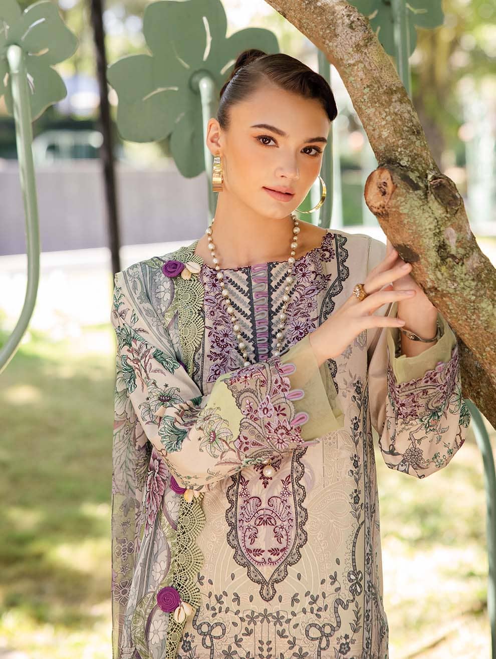 img_jade_bliss_lawn_awwal_boutique