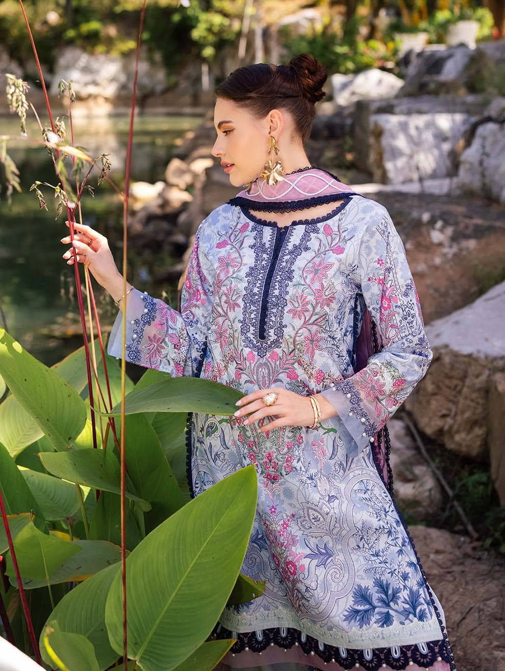 img_jade_bliss_lawn_awwal_boutique