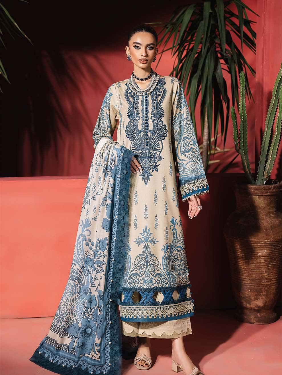 img_jade_urbane_embroidered_lawn_awwal_boutique