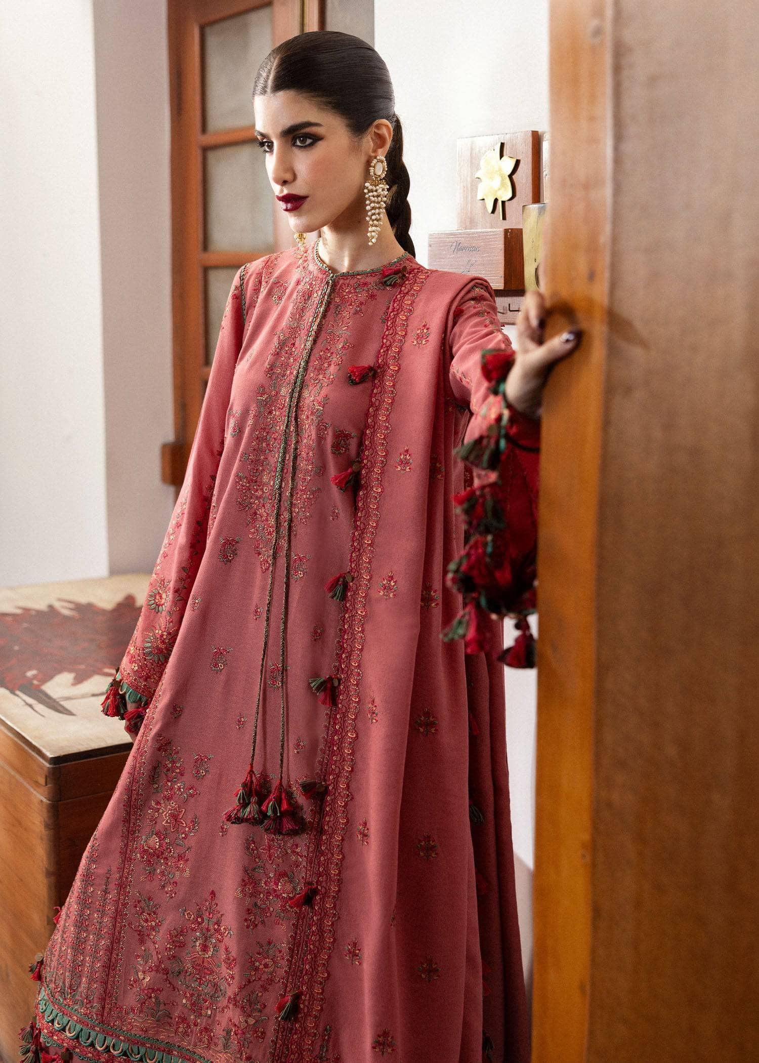 Restocked/Hussain Rehar Karandi 24/Tulle/Carrot Pink