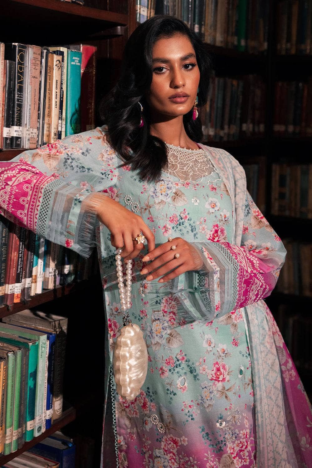 img_nureh_glam_girl_awwal_boutique