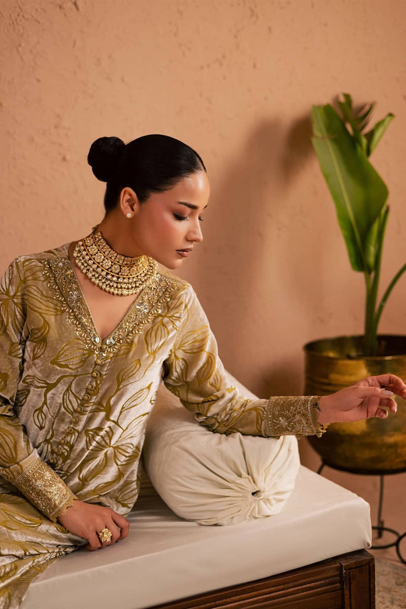 Restocked/Nureh Ballerina/Velvet Cord Sets/Hand Work/Winter Fashion