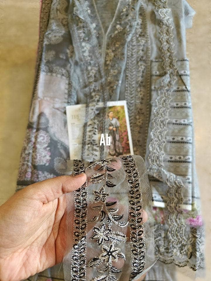 img_open_pic_zarqash_tresor_lawn_awwal_boutique