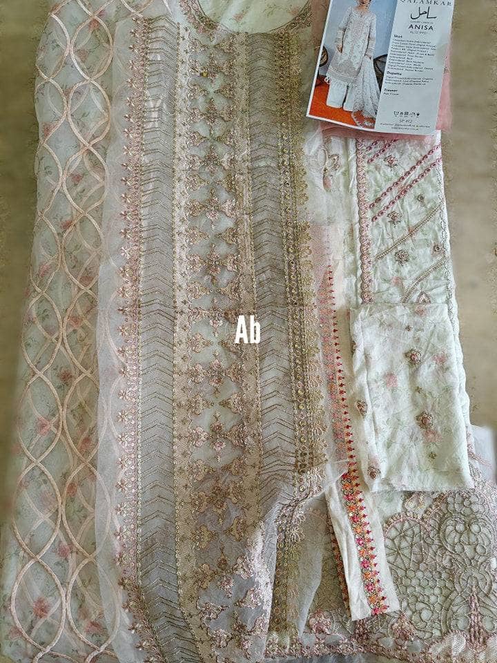 img_open_pic_qalamkar_luxury_awwal_boutique