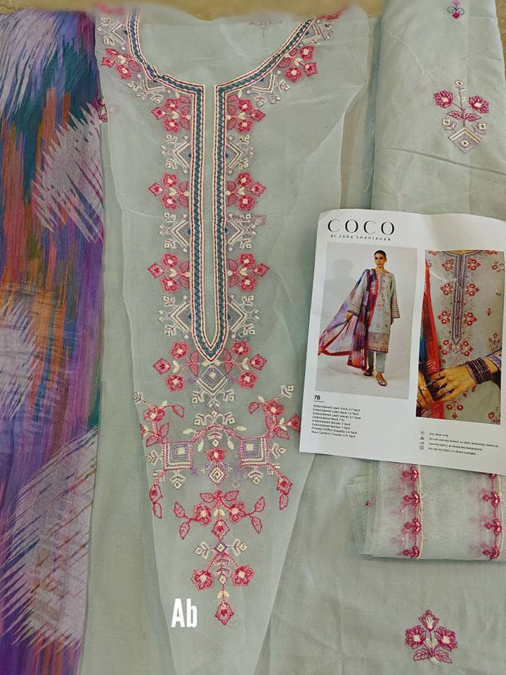 img_coco_by_zara_shahjahan_lawn_23_awwal_boutique