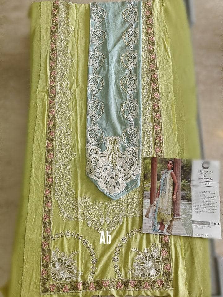 img_open_pic_crimson_lawn_23_awwal_boutique