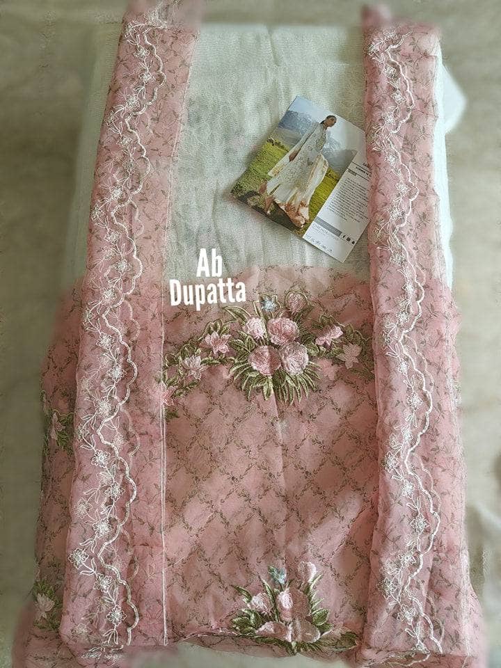 img_open_pic_crimson_lawn_23_awwal_boutique