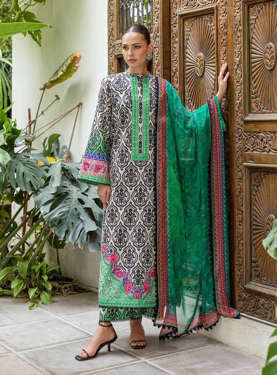 img_zainab_chottanil_lawn_awwal_boutique