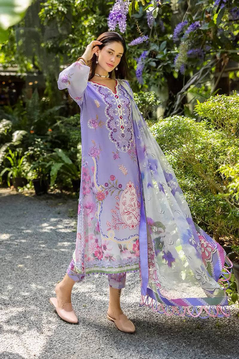 img_roheenaz_lawn_awwal_boutique