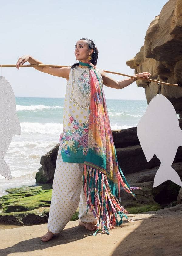 img_sadaf_fawad_khan_awwal_boutique