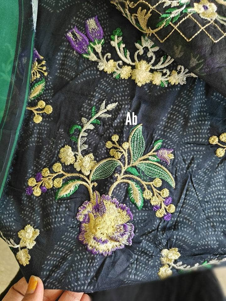 img_so_kamal_lawn_23_awwal_boutique