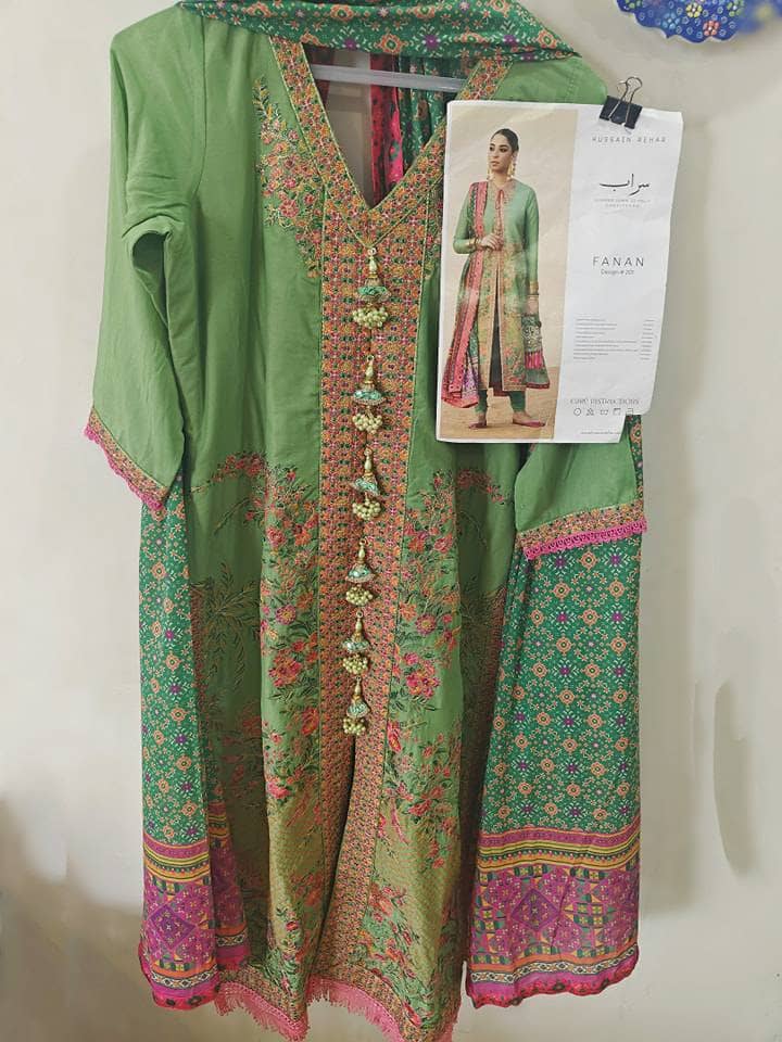 img_ready_to_wear_hussain_rehar_sarab_awwal_boutique