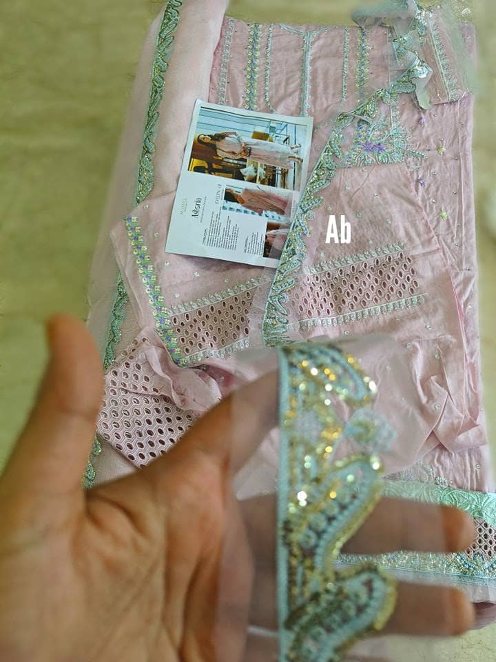 img_mushq_astoria_lawn_23_awwal_boutique