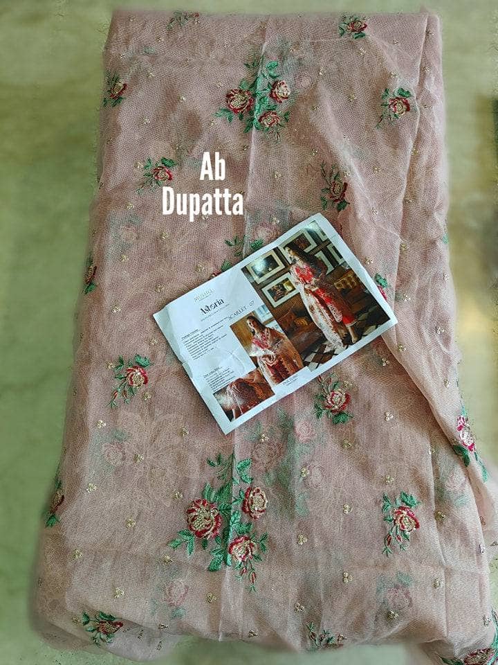 img_open_pic_mushq_astoria_awwal_boutique