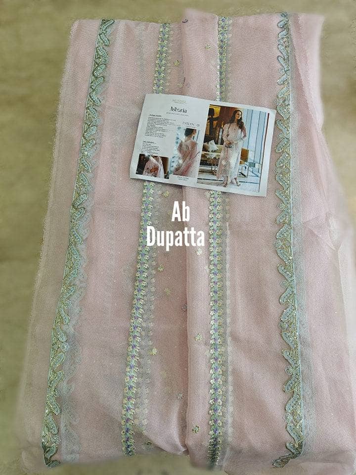 img_mushq_astoria_lawn_23_awwal_boutique