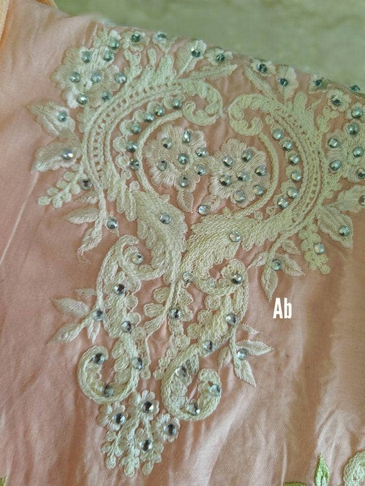 img_open_pic_crimson_lawn_23_awwal_boutique