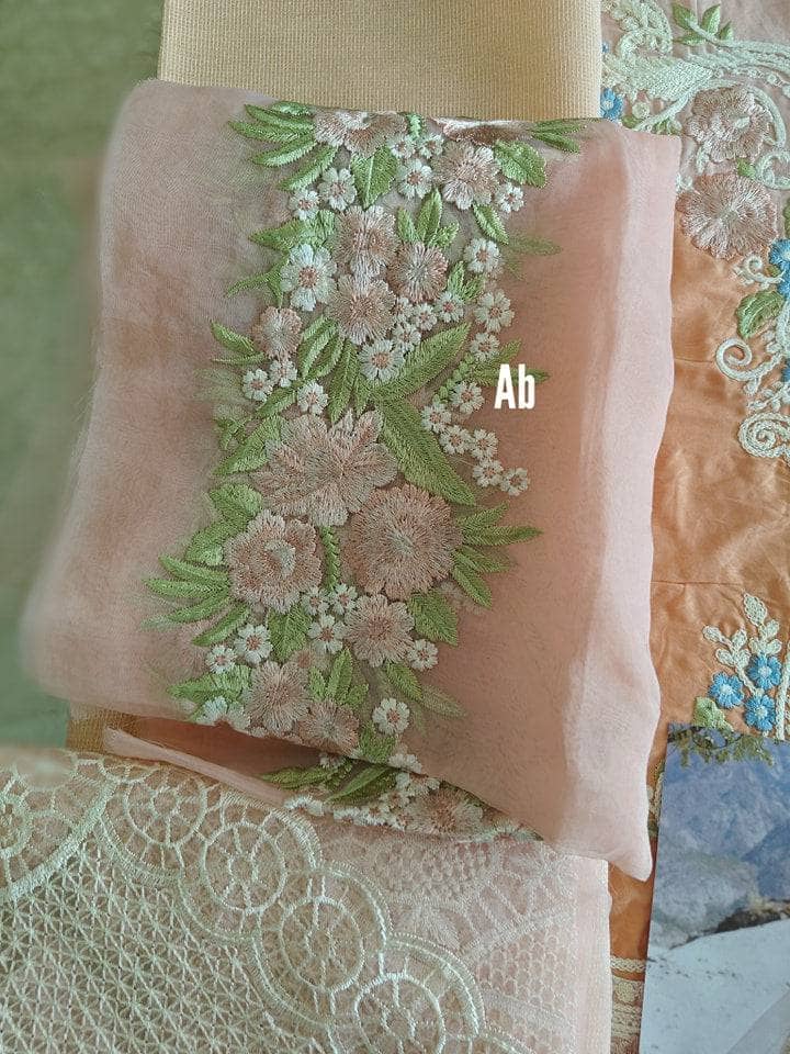 img_open_pic_crimson_lawn_23_awwal_boutique