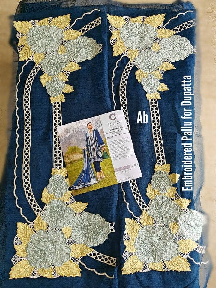 img_crimson_lawn_saira_shakira-awwal_boutique