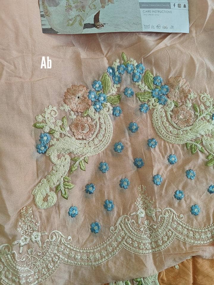 img_open_pic_crimson_lawn_23_awwal_boutique