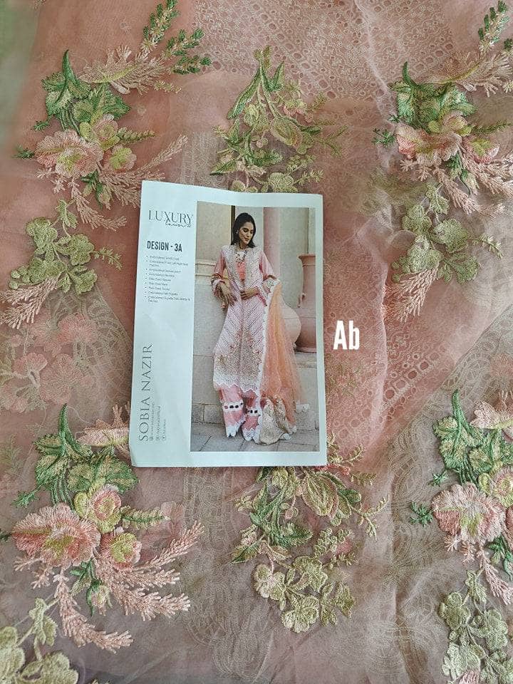 img_open_pic_sobia_nazir_lawn_23_awwal_boutique