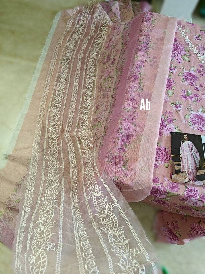 img_open_pic_baroque_awwal_boutique