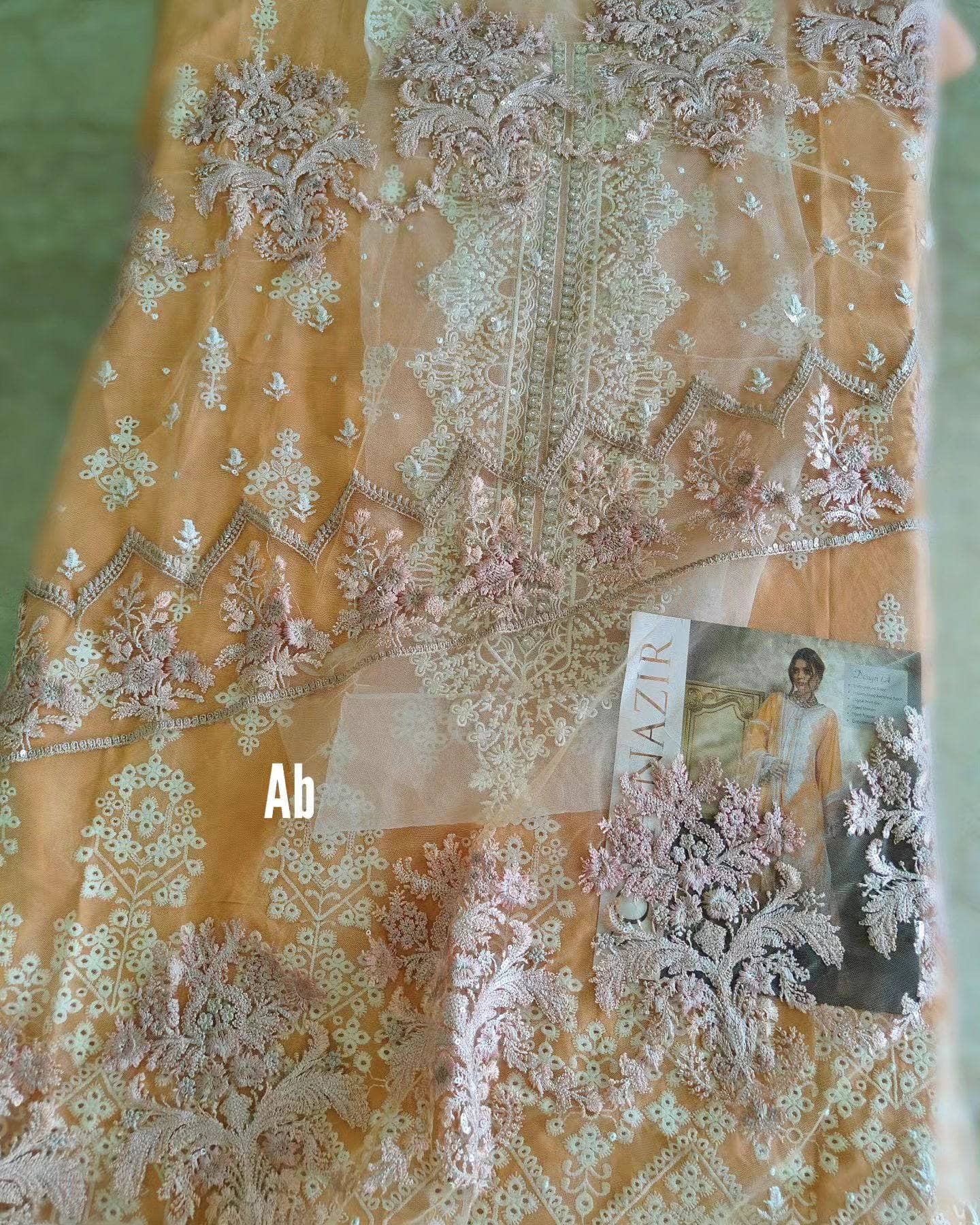 img_sobia_nazir_lawn_23_awwal_boutique