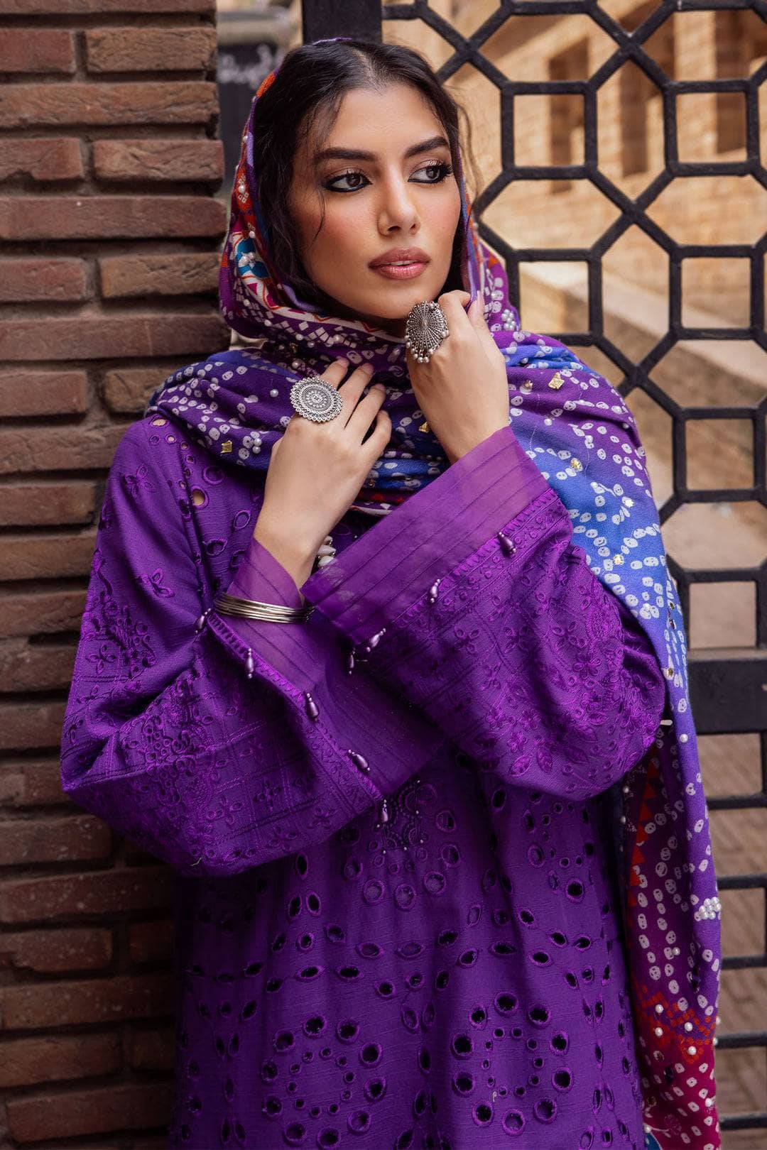 img_nureh_bazaar_chikankari_khaddar_awwal_boutique