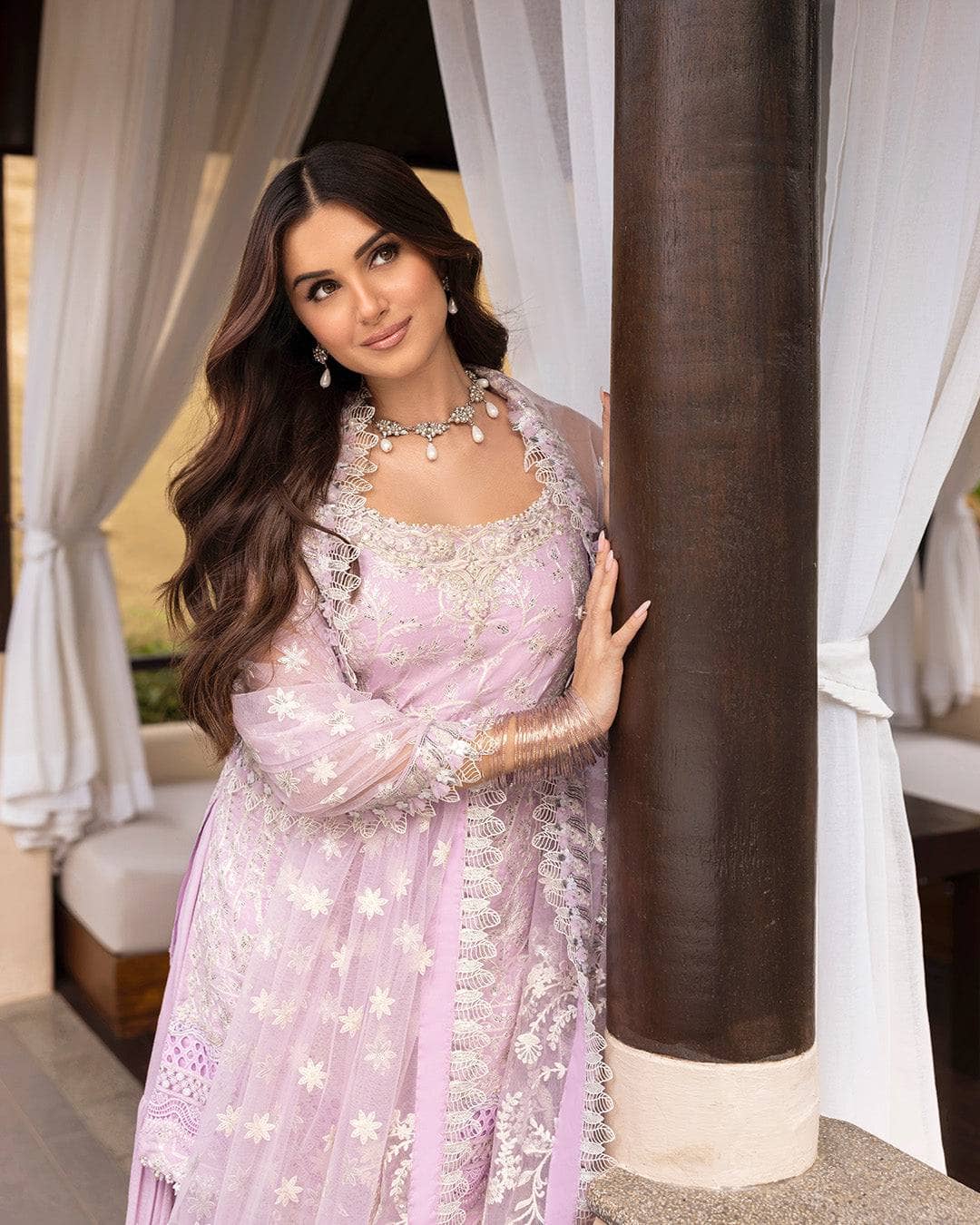 img_faiza_saqlain_lawn_tara_sutaria_awwal_boutique