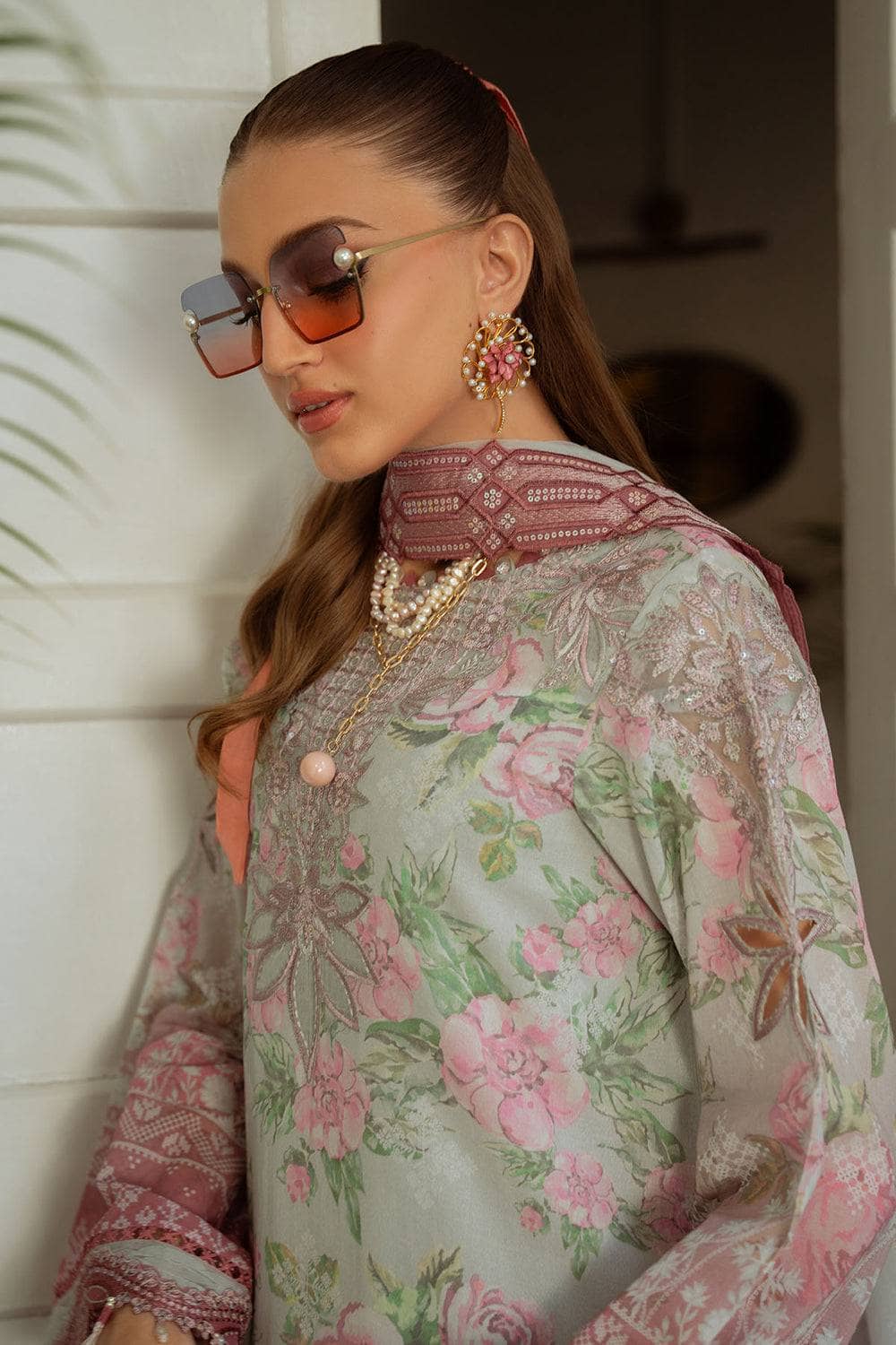 img_nureh_maya_swiss_lawn_awwal_boutiue