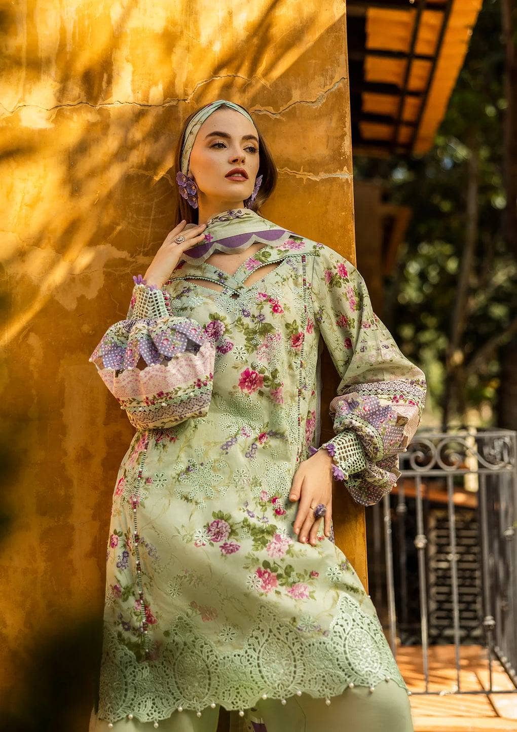 img_elaf_chikankari_awwal_boutique